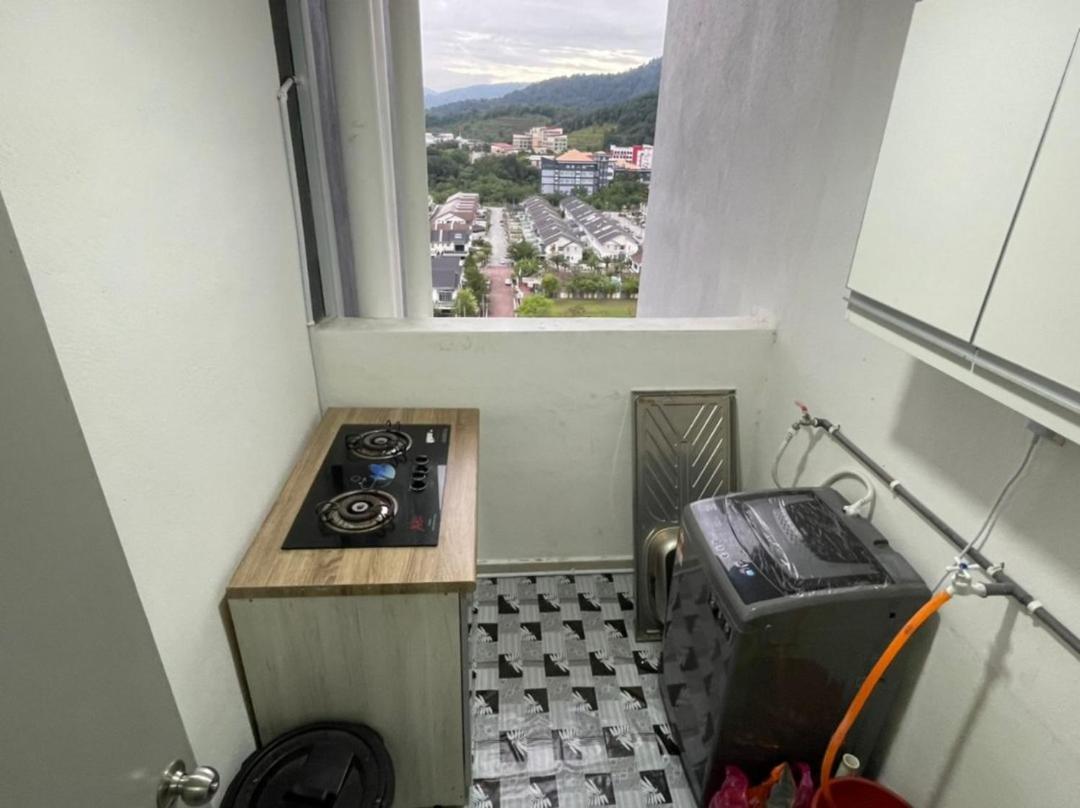 Mahani D'meru Apartment